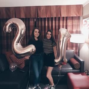 Meet your Posher, Sarah